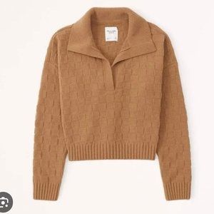 ABERCROMBIE & FITCH CHECKERBOARD STITCH NOTCH NECK SWEATER BROWN